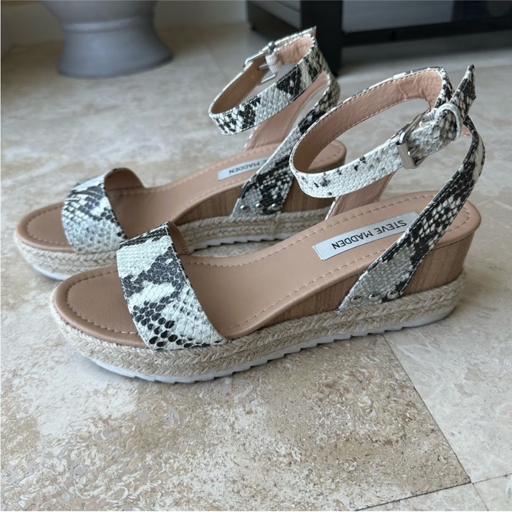 Steve Madden Snake Print Wedge Sandals - Picture 3 of 4
